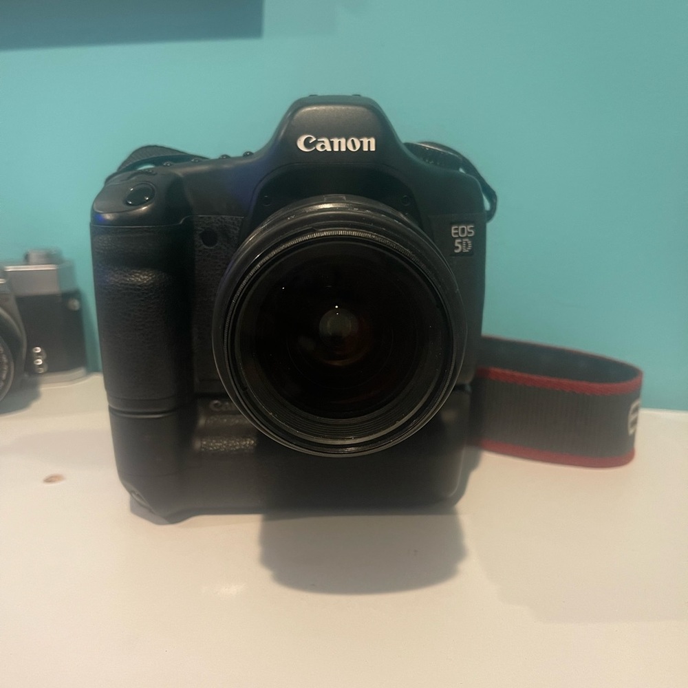 CANON EOS 5D